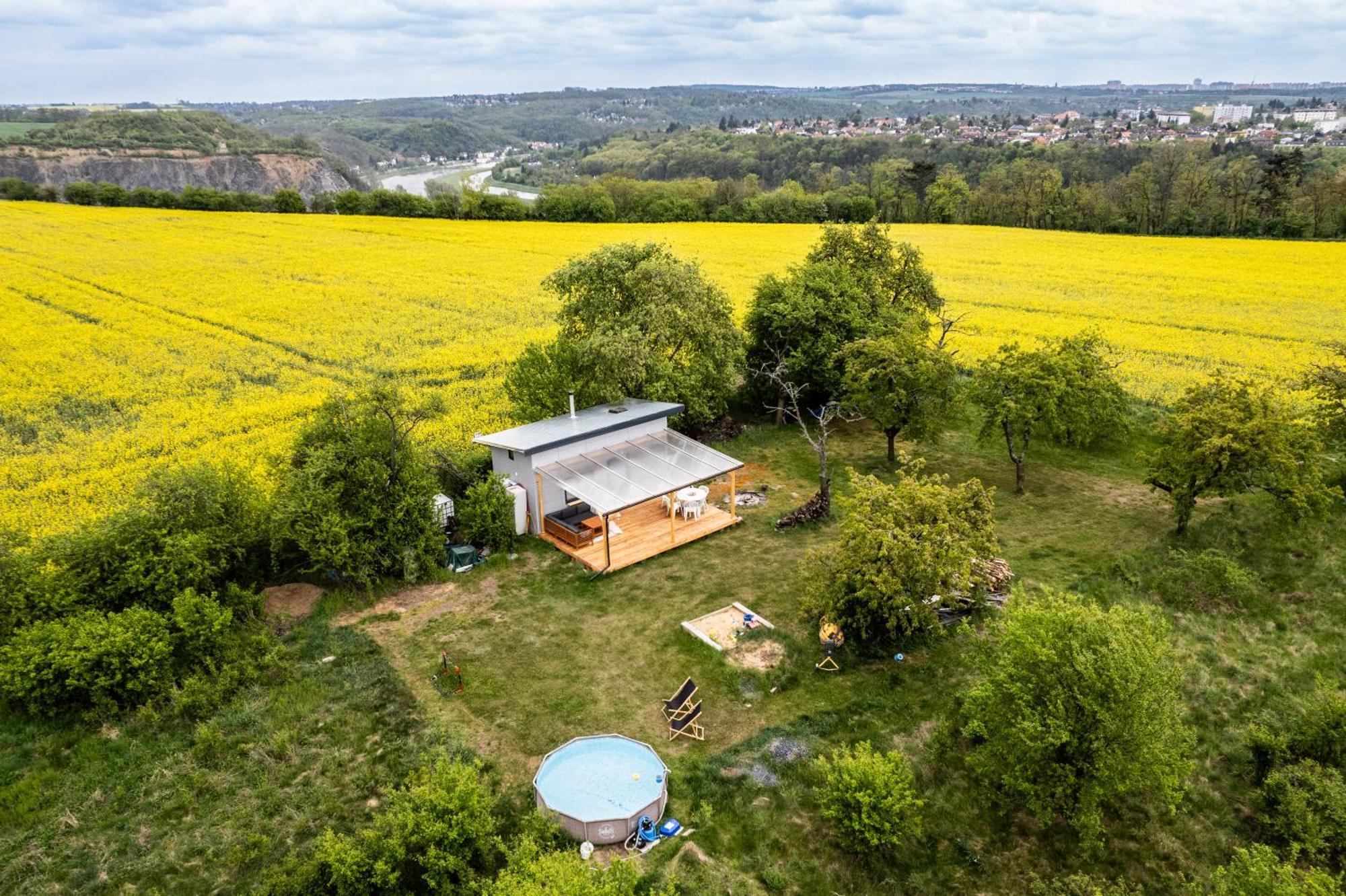 Tiny House - Chatka V Rezi U Prahy Husinec  외부 사진